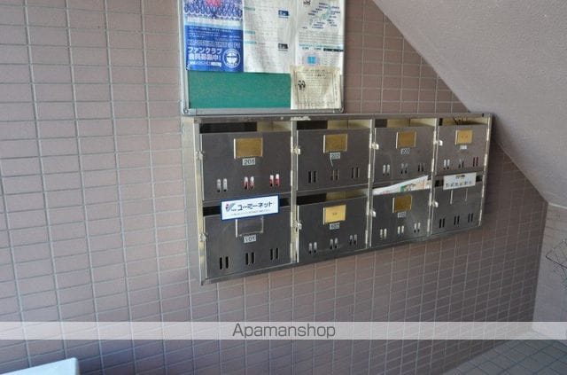 コンフォート西田の玄関写真