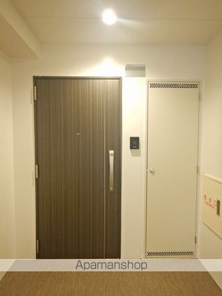 サン・ミッシェル[1LDK/52.05m2]のエントランス1