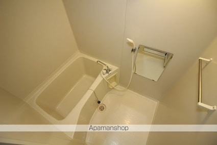 ロイヤルマコト桂木[3LDK/69.19m2]のバス