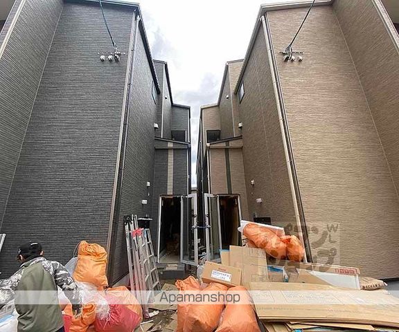 ハーモニーテラス太秦宮ノ前町の玄関写真