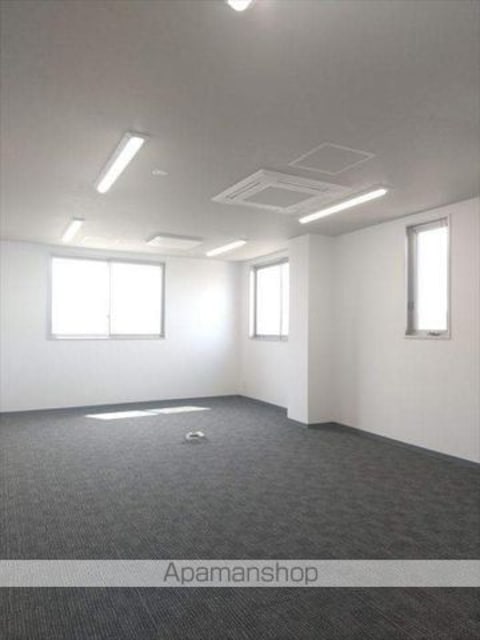 サンブレストビル[事務所/35.14m2]の内装3