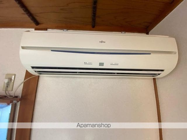 木太町貸戸建の内装写真