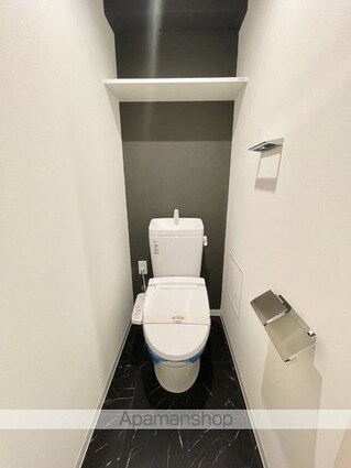 ロイジェントパークス四ツ谷[1R/25.74m2]のトイレ