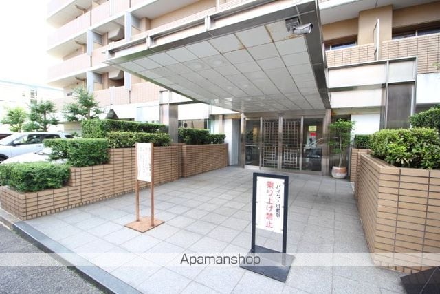 朝日プラザ岡山サウスフロントの玄関写真