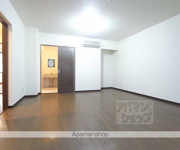 鳴滝音戸山町マンションの内装写真