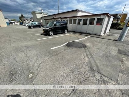 ハイム雄[2LDK/45.36m2]の駐車場