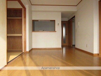 長野県長野市大字栗田[3LDK/80.7m2]のリビング・居間2