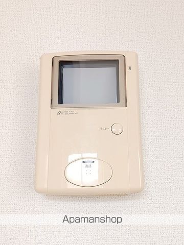 フロンティア77IIの内装写真