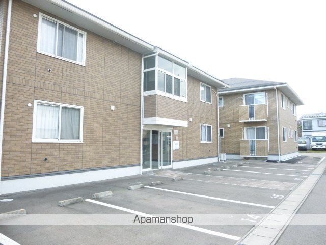 グランシャリオ Bの外観写真