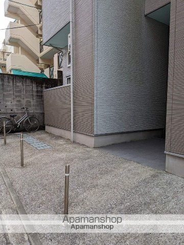 CRASTINE鹿児島の玄関写真