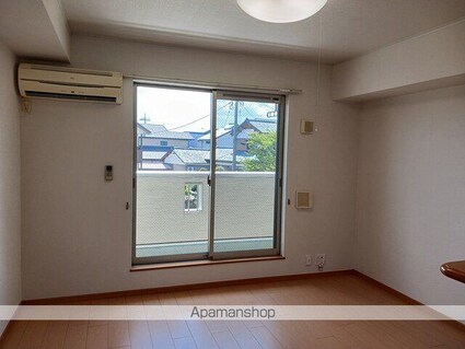 福井県福井市高木町[1LDK/42.71m2]のリビング・居間