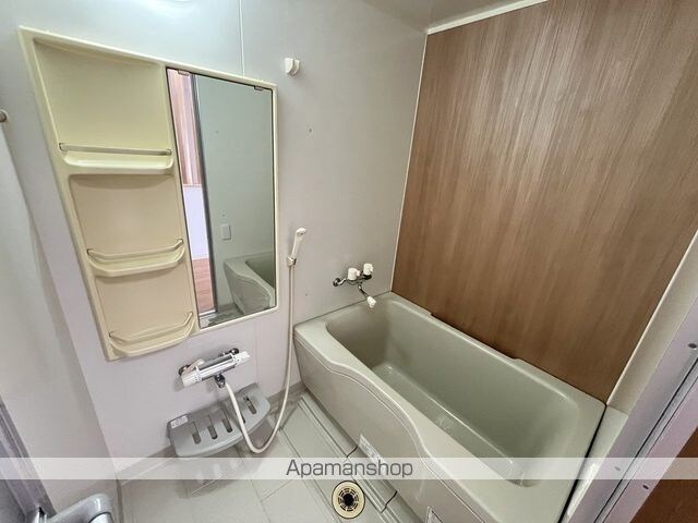 ほほえみやすの郷[1R/44.81m2]のバス
