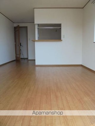和歌山県和歌山市西庄[2LDK/63.3m2]のリビング・居間