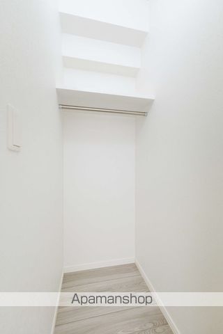 エンクレスト天神南PUREの内装写真