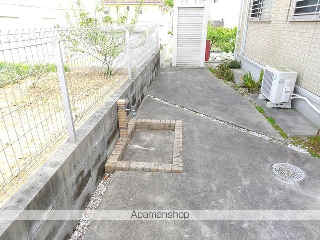 Canon houseの玄関写真