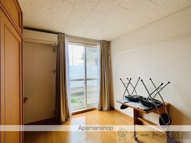 レオパレスMONTPIANNEの内装写真