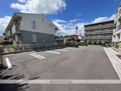 ラフィナート[1LDK/41.97m2]の駐車場