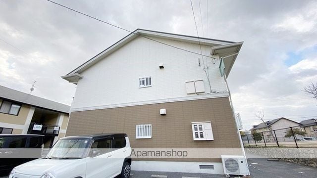 ファミーユ竹原 Cの外観写真
