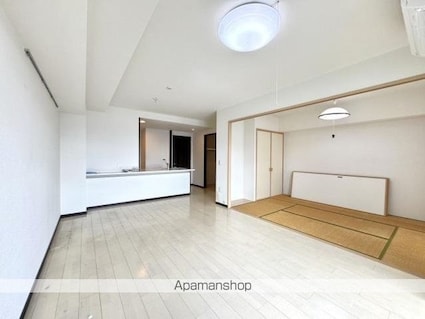 ザ・レジデンス丸亀町グリーン[2LDK/69.48m2]の内装3