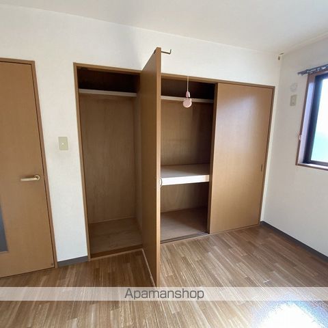 New Espaceの内装写真