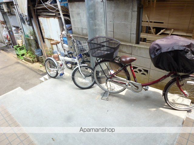 リブリ・国立東の内装写真