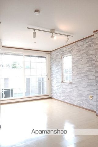 ラルジュ翠ヶ丘三番館の内装写真