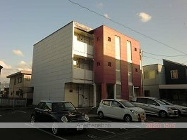 レオパレスラフィネ 丸山の外観写真