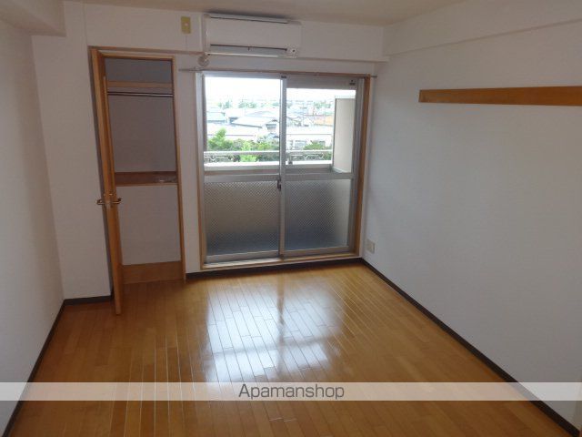 ブレスコート新金岡の内装写真