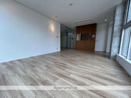 Ｑｉｚ広尾[1LDK/54.96m2]のリビング・居間