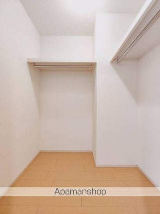 ハイツ・コルバン　Ⅱ[1R/32.94m2]の収納