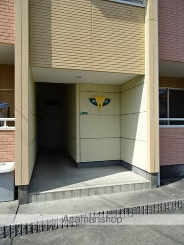 セントハウスII西棟の外観写真