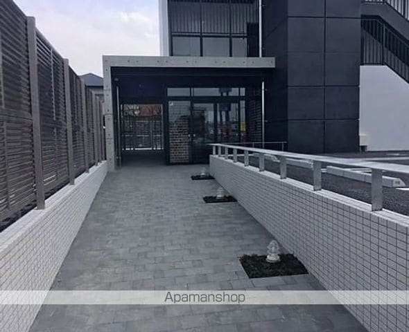 アース ザ レジデンスIIの内装写真