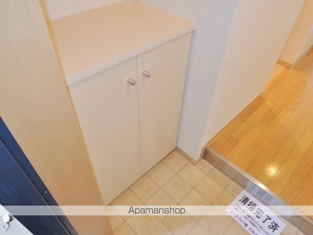 モノロカーレ江坂の内装写真