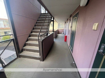 サントマンション大津[1K/24.3m2]のエントランス1