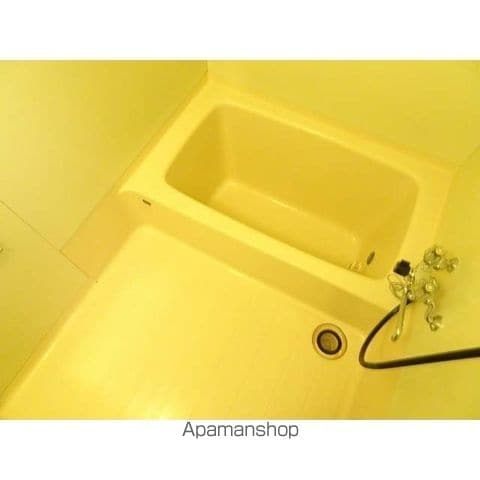 北見市 2階建 築43年の内装写真
