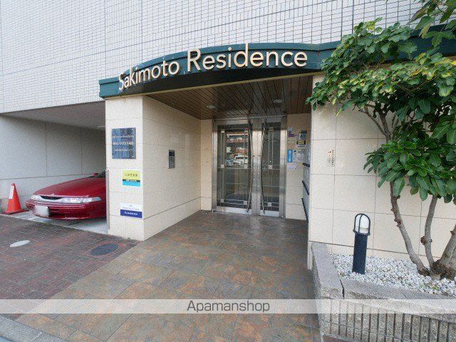 嵜本レジデンス福島の玄関写真