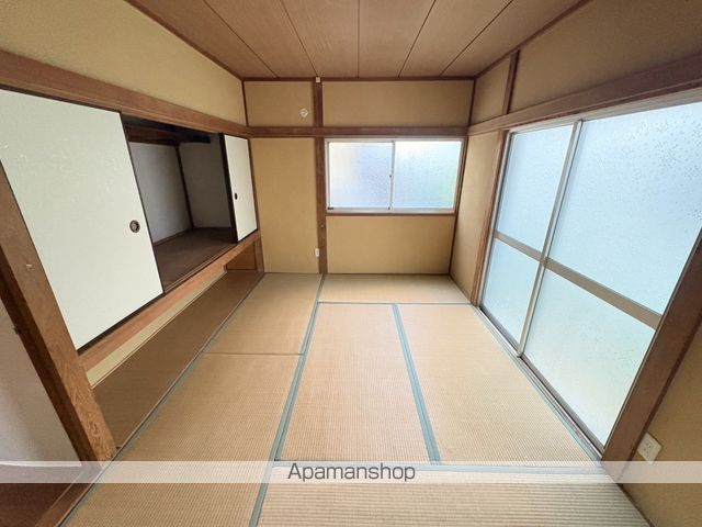 八幡市 2階建 築55年の内装写真