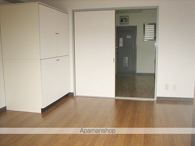 マンション四ツ池の内装写真