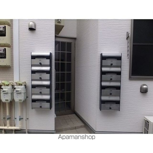 クレスト立川[1R/11.5m2]のエントランス