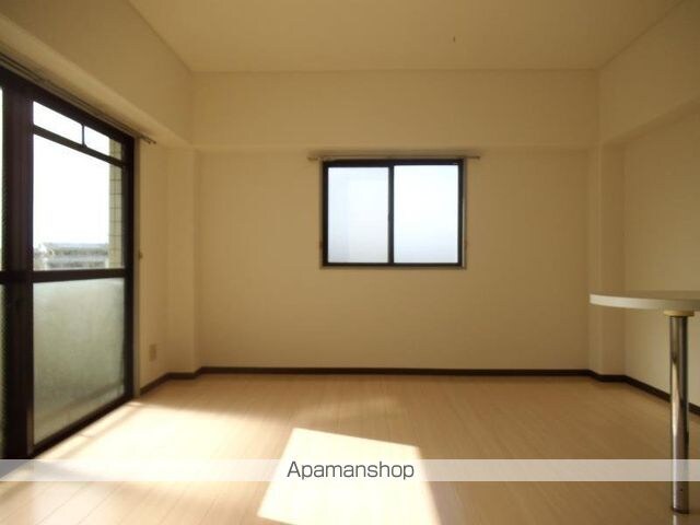 ベルハイム３８[1R/32m2]のリビング・居間
