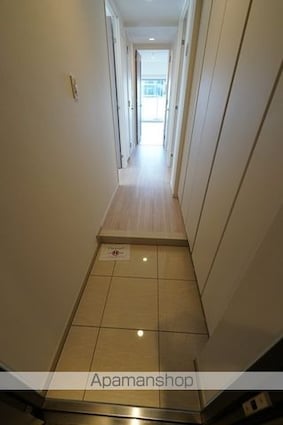 ＬＩＧＨＴ　ＴＥＲＲＡＣＥ　新宿御苑[3LDK/70.11m2]の玄関