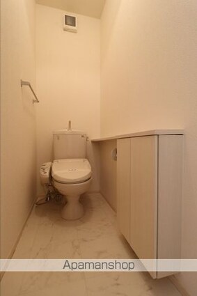 フィオリ　トゥーラ[1LDK/40.17m2]のトイレ