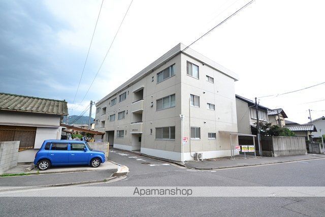 本町マンションの外観写真