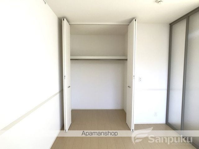 エントピアIIの内装写真