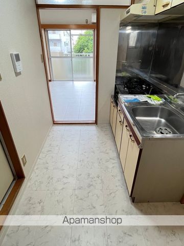 カレッジハイツIの内装写真