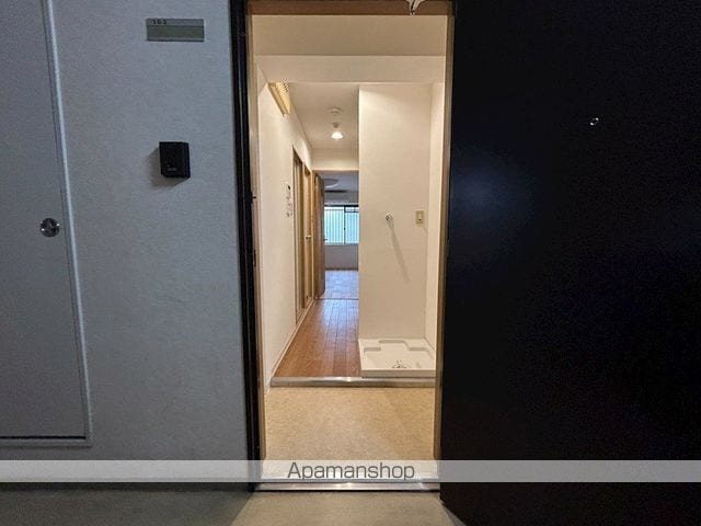 京都市北区 3階建 築26年の内装写真
