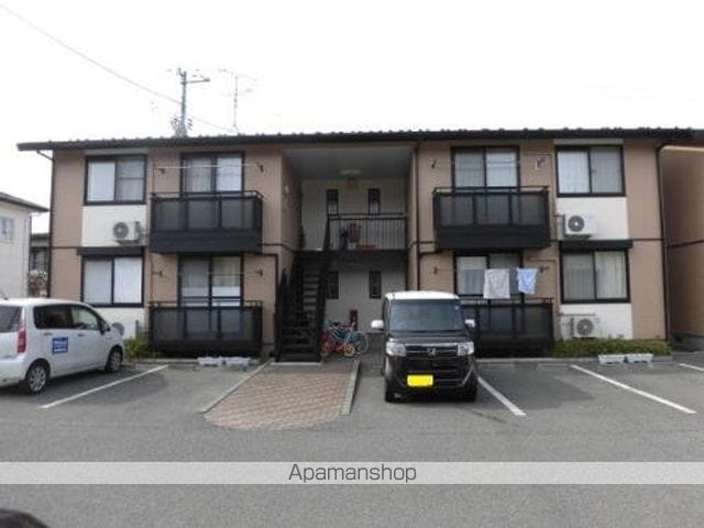 サントネージュ三関Aの外観写真