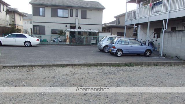 明和マンションの外観写真