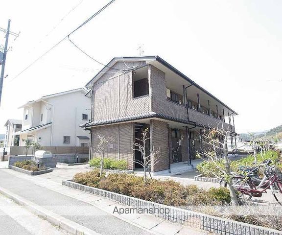 レオパレスアジェル岩倉南の外観写真