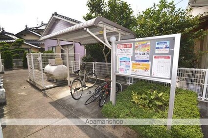 サンダーバードハイム[1R/33.15m2]のエントランス2